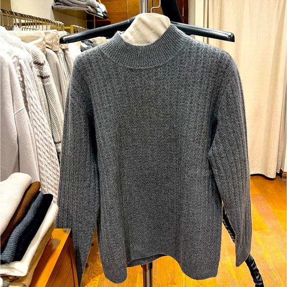 Crewneck Sweater Men size L
